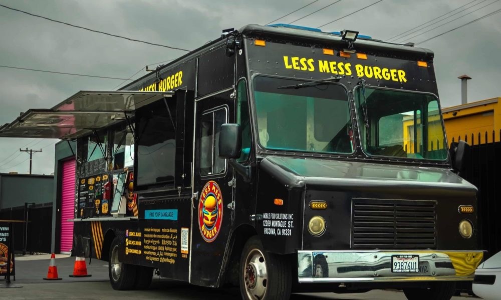 Less Mess Burger